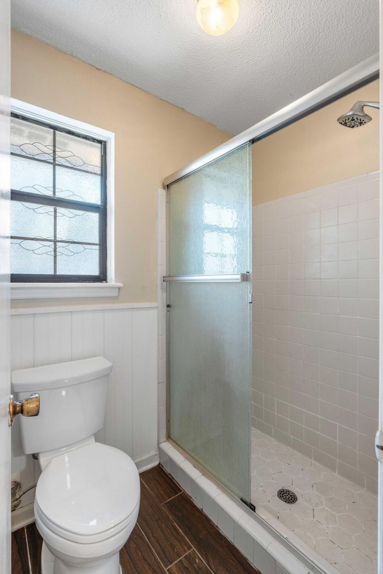 95 Nightingale Manor Photo 22