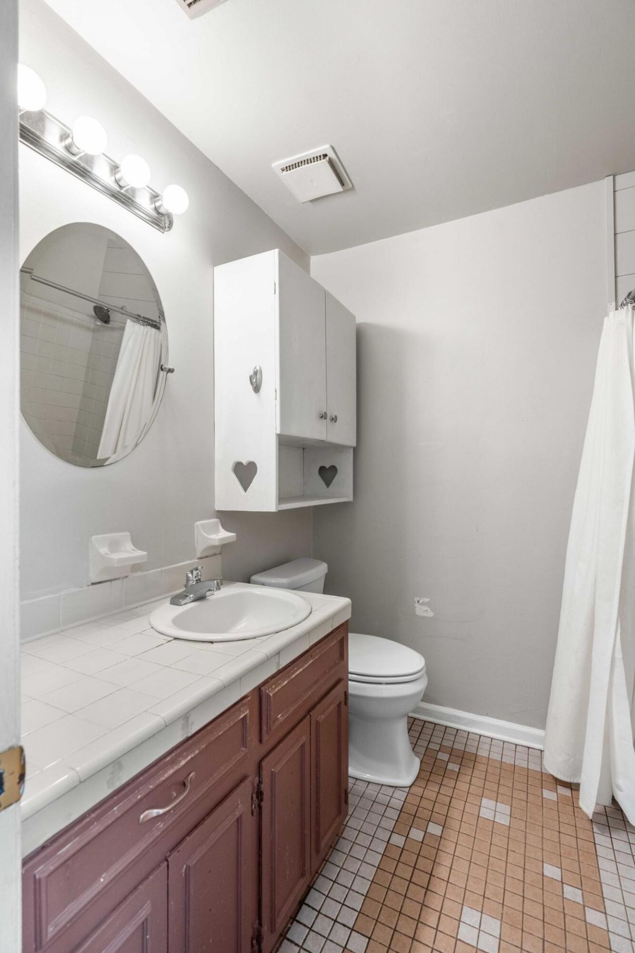 95 Nightingale Manor Photo 27