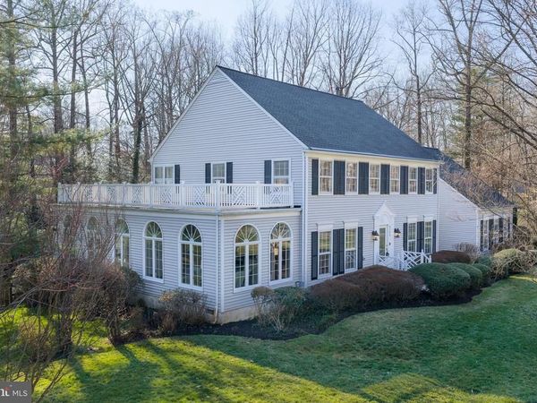 9723 S PARK CIRCLE, FAIRFAX STATION, VA 22039