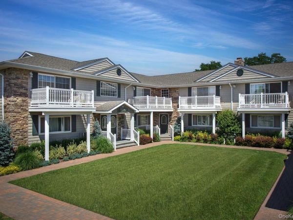 55 Golden Avenue , Unit B03, Deer Park, NY 11729