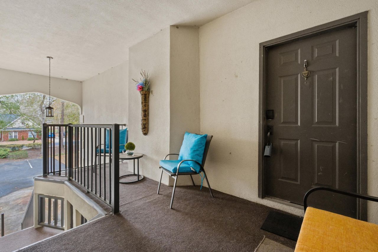 107 Pipers Ln. Photo 11