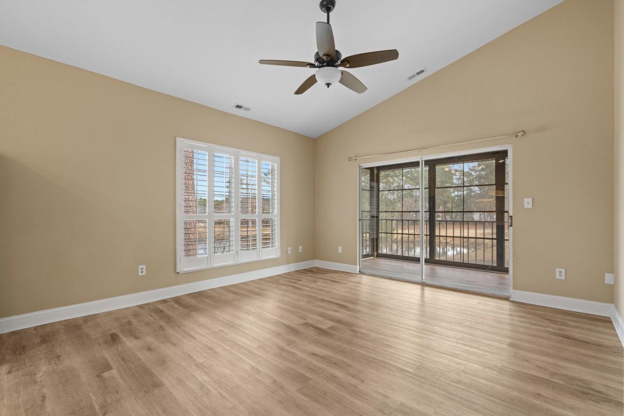 107 Pipers Ln. Photo 14