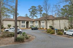 107 Pipers Ln. photo 4