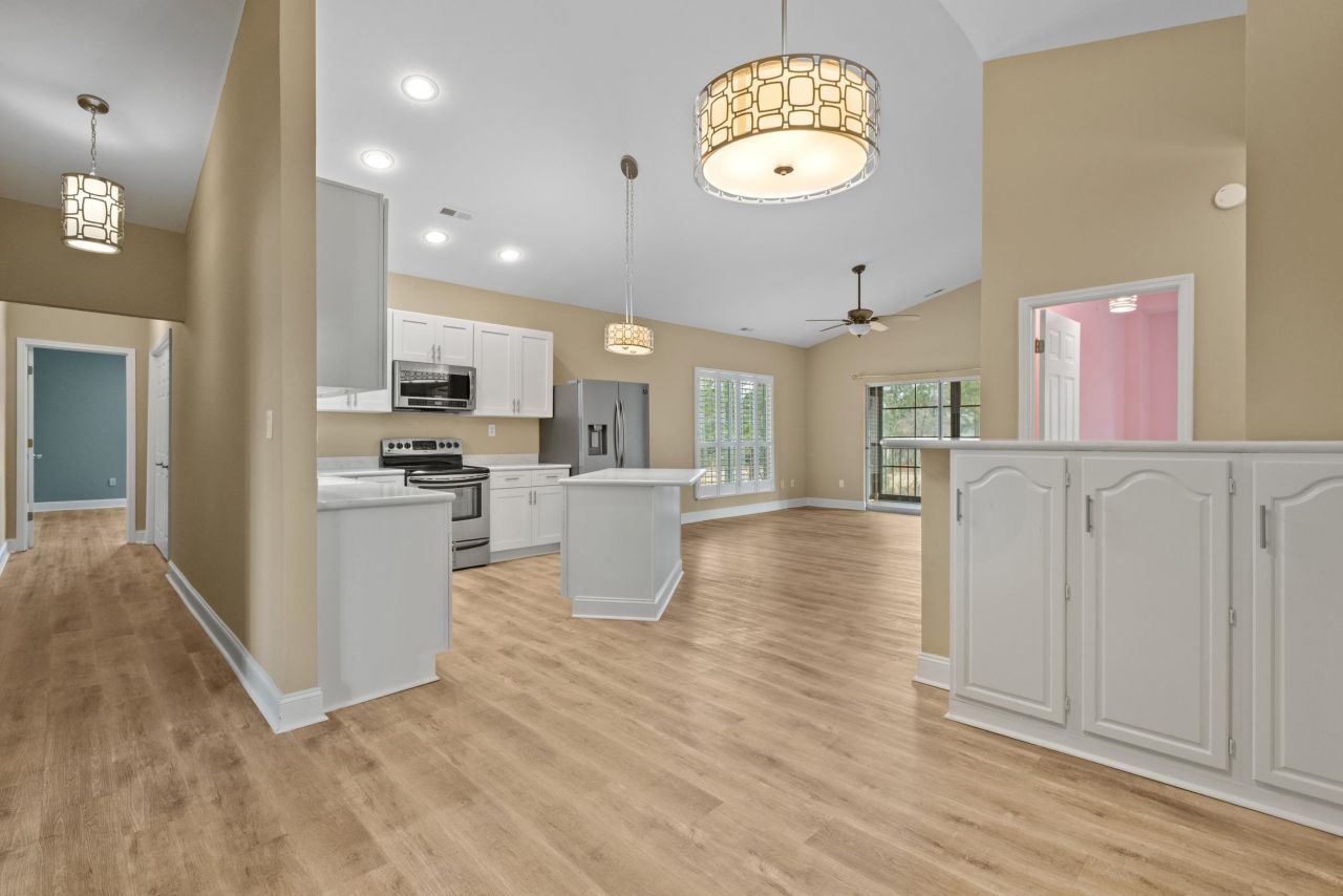 107 Pipers Ln. Photo 23