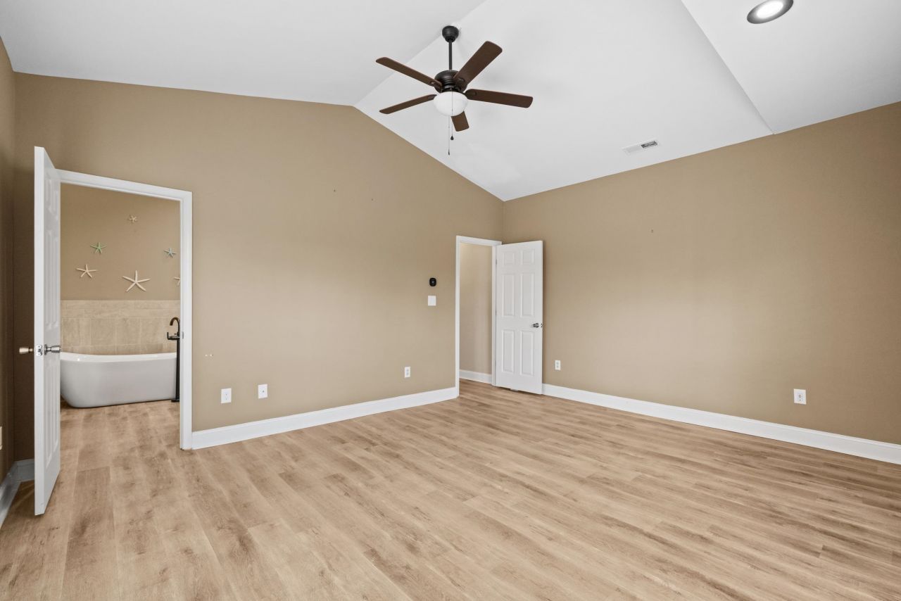 107 Pipers Ln. Photo 30