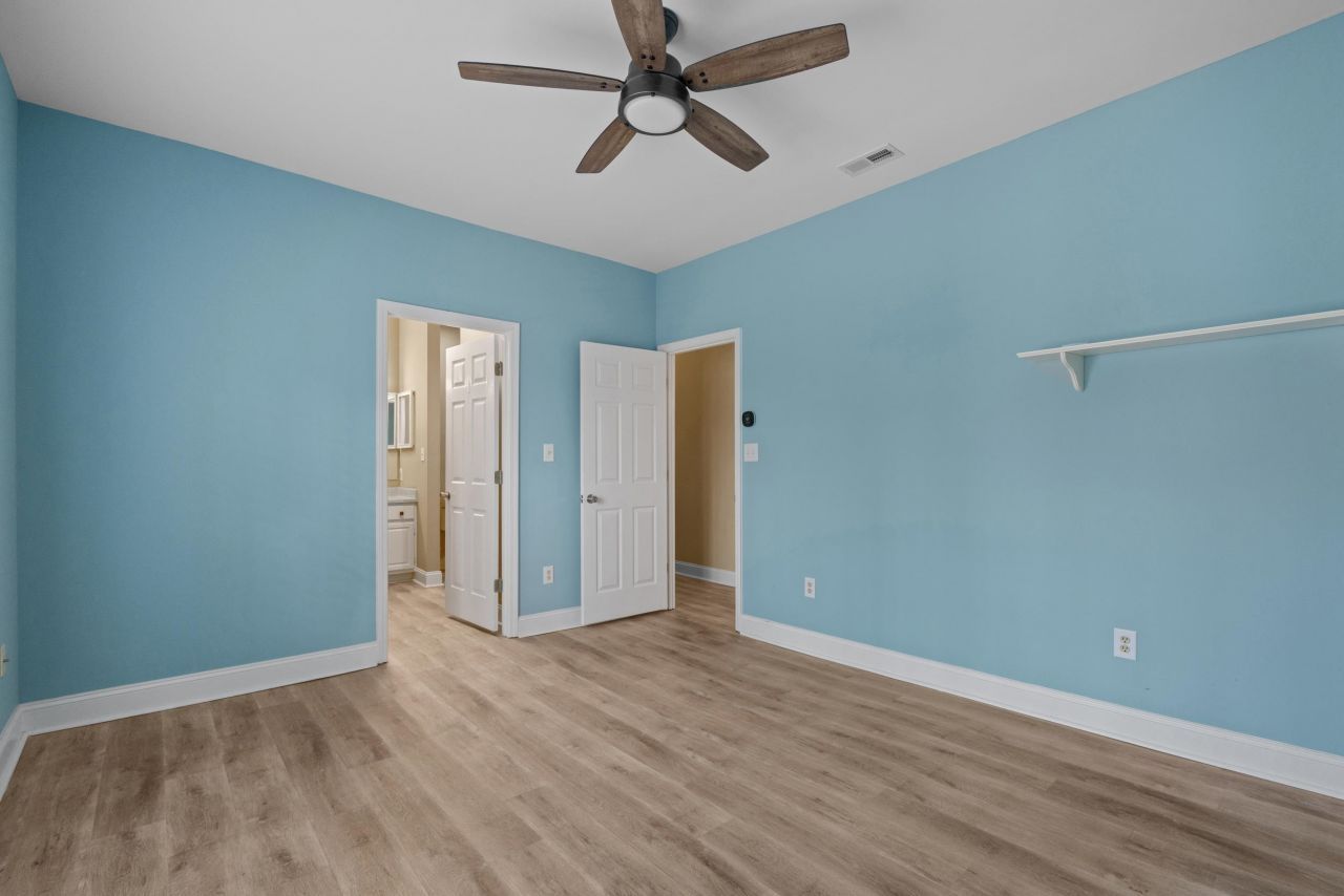 107 Pipers Ln. Photo 34