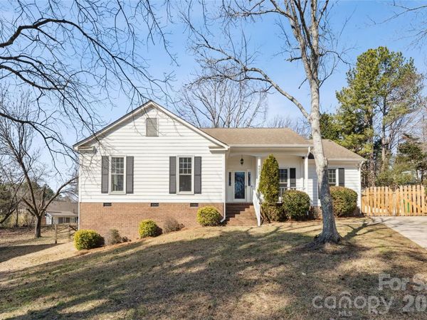 9927 Alden Glen Drive, Charlotte, NC 28269