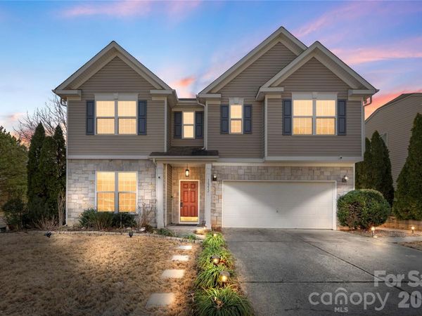 16232 Long Talon Way, Charlotte, NC 28278