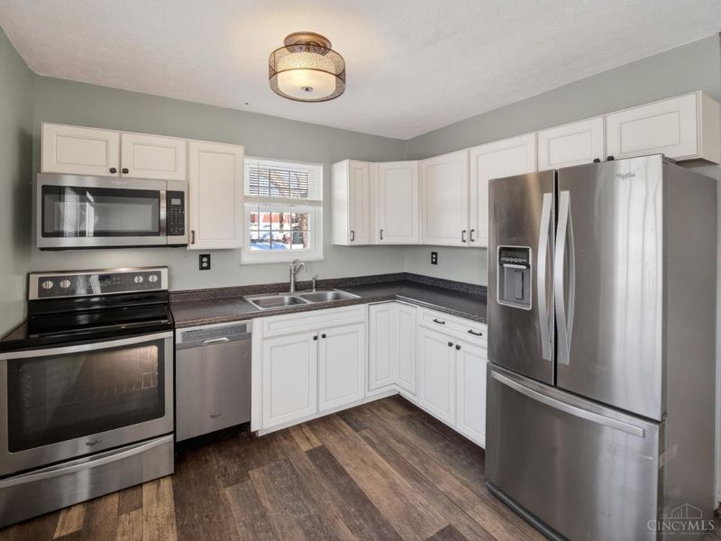 5705 Murray Avenue, Fairfax, OH 45227 Photo 2