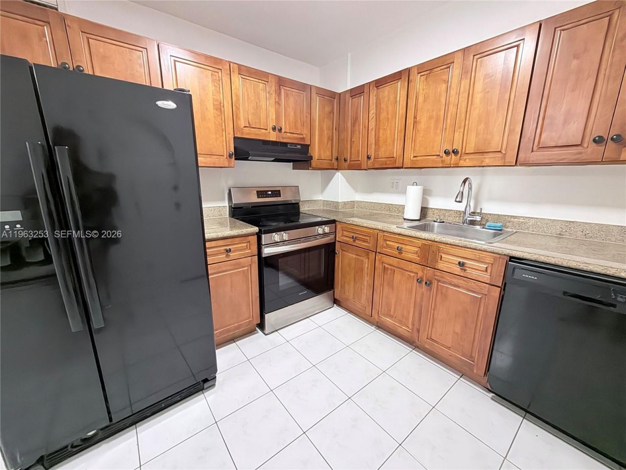 1913 S Ocean Dr, Unit 410, Hallandale Beach, FL 33009 Photo