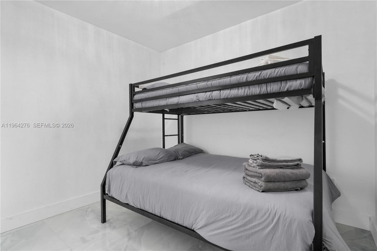 315 NW 106th St, Miami, FL 33150 Photo