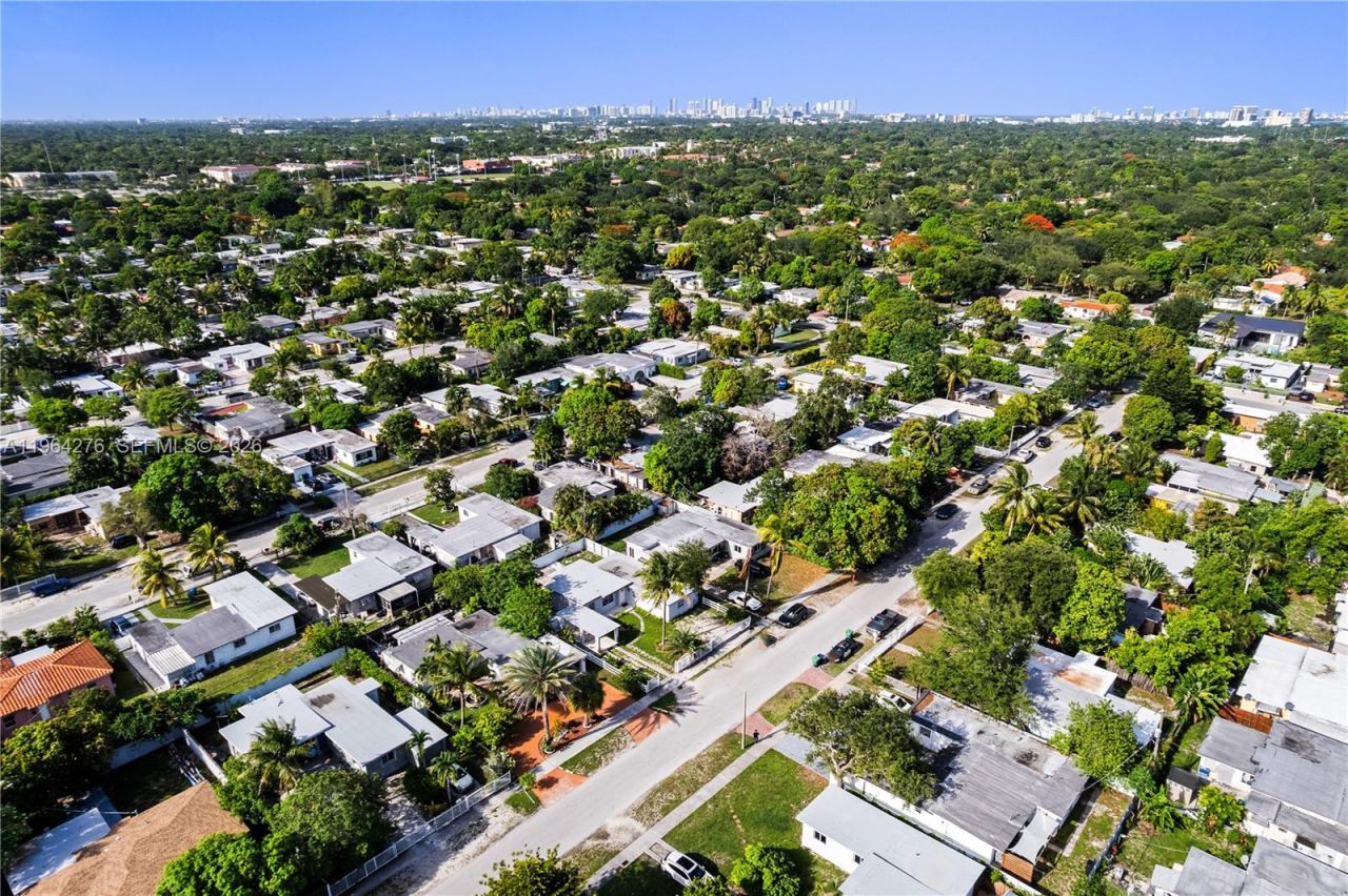 315 NW 106th St, Miami, FL 33150 Photo