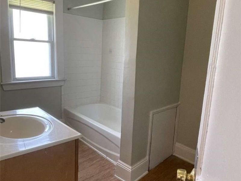 10301 Dickens Avenue, Cleveland, OH 44104 Photo 14