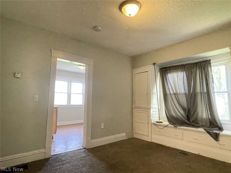 10301 Dickens Avenue, Cleveland, OH 44104 Photo 6