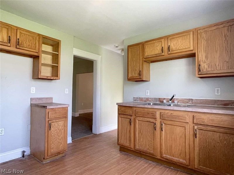 10301 Dickens Avenue, Cleveland, OH 44104 Photo 7