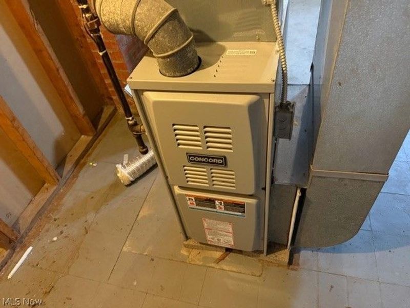 4920 E 110th Street, Cleveland, OH 44125 Photo 47