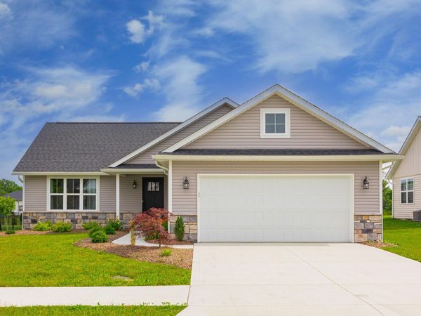 557 Cannondale Avenue, Johnstown, OH 43031
