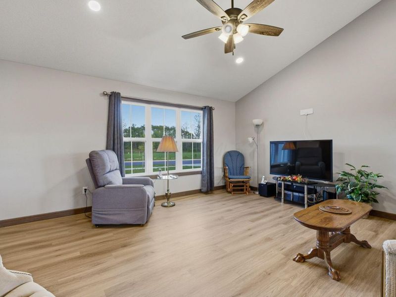 557 Cannondale Avenue , Johnstown, OH 43031 Photo 11