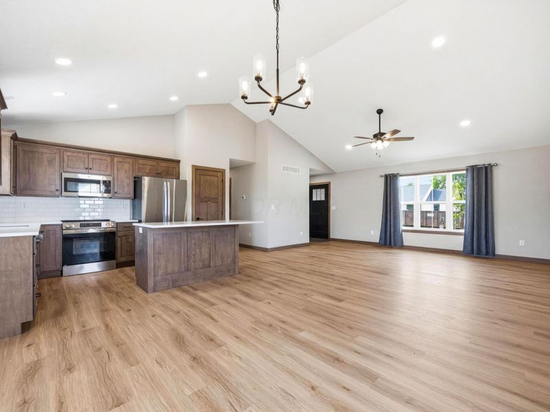 557 Cannondale Avenue, Johnstown, OH 43031 Photo 9