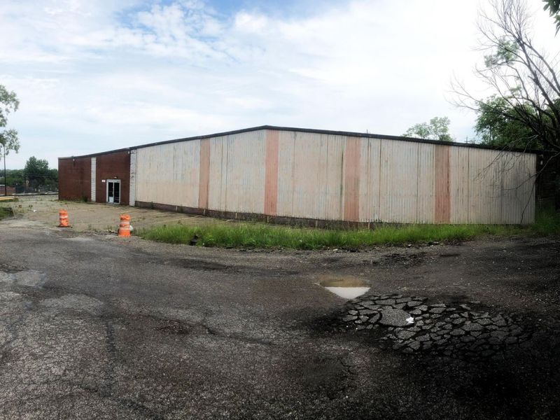 18310 Euclid Avenue, Cleveland, OH 44112 Photo 2