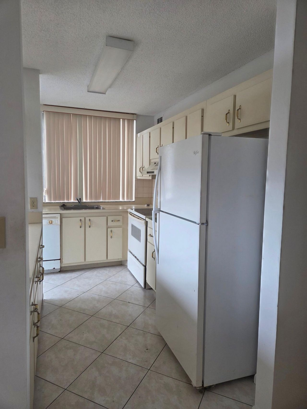 4222 Inverrary Boulevard, Unit 4309, Lauderhill, FL 33319 Photo