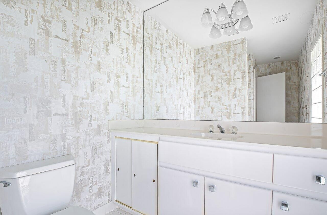 4517 S Ocean Boulevard, Highland Beach, FL 33487 Photo