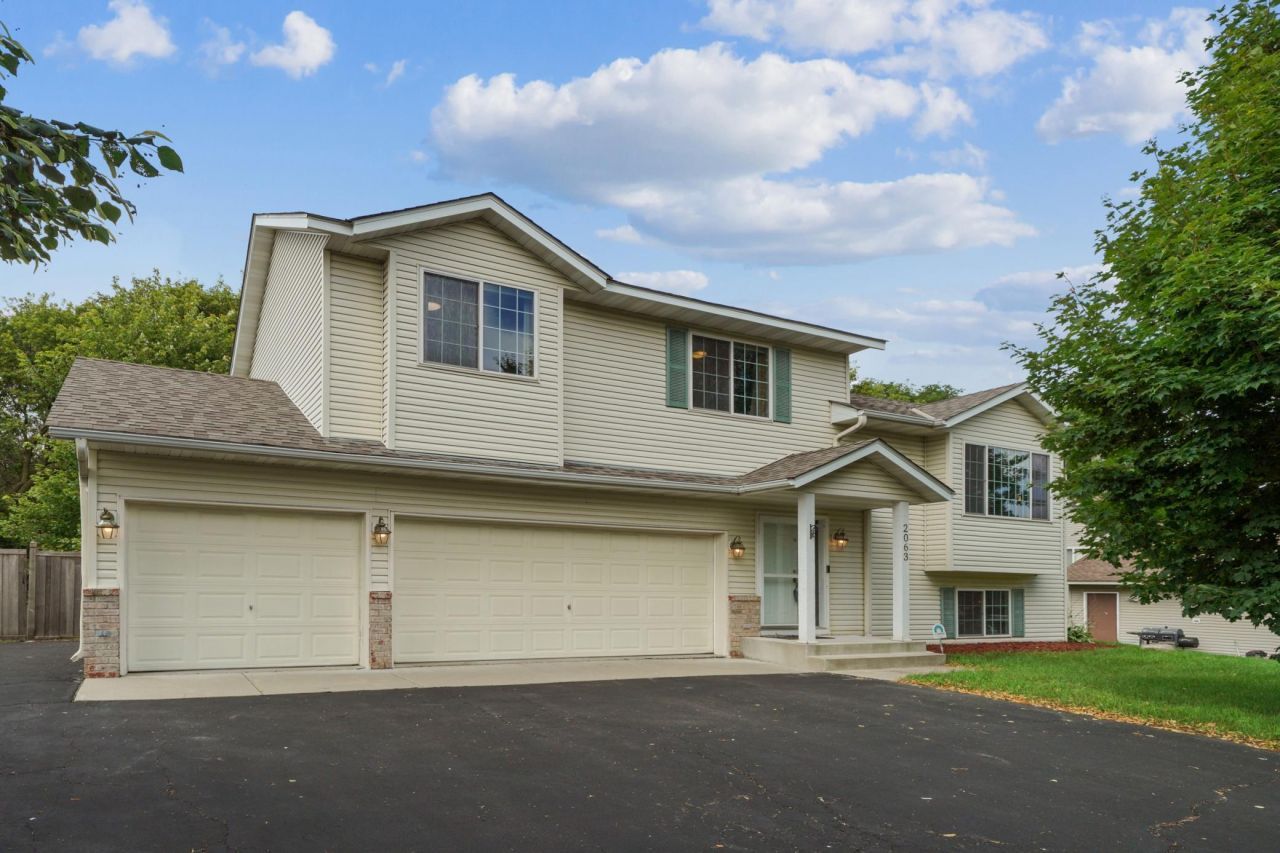 2063 Wild Wings Pass, Elko New Market, MN 55054 Main Photo