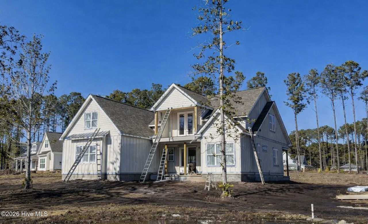 1061 Crown Pointe Drive, Hampstead, NC 28443 Main Photo