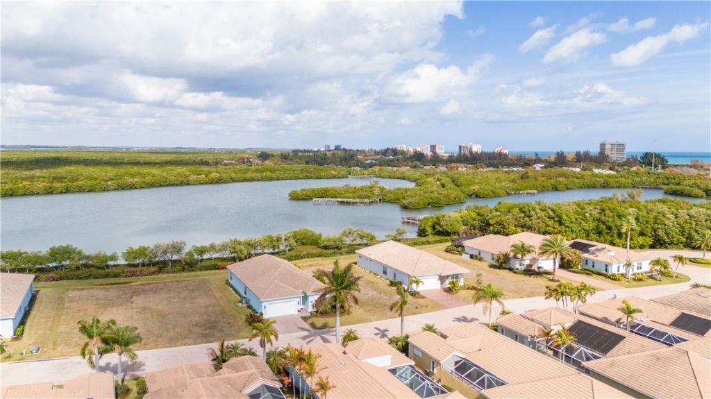 1932 Lynx Drive, Hutchinson Island, FL 34949 Photo