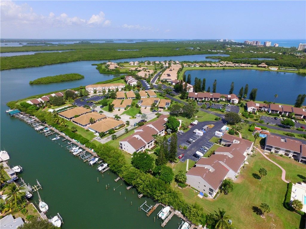 1932 Lynx Drive, Hutchinson Island, FL 34949 Photo