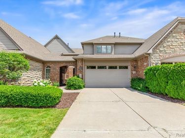 10743 Waterfall Court, Green Oak Twp, MI 48178