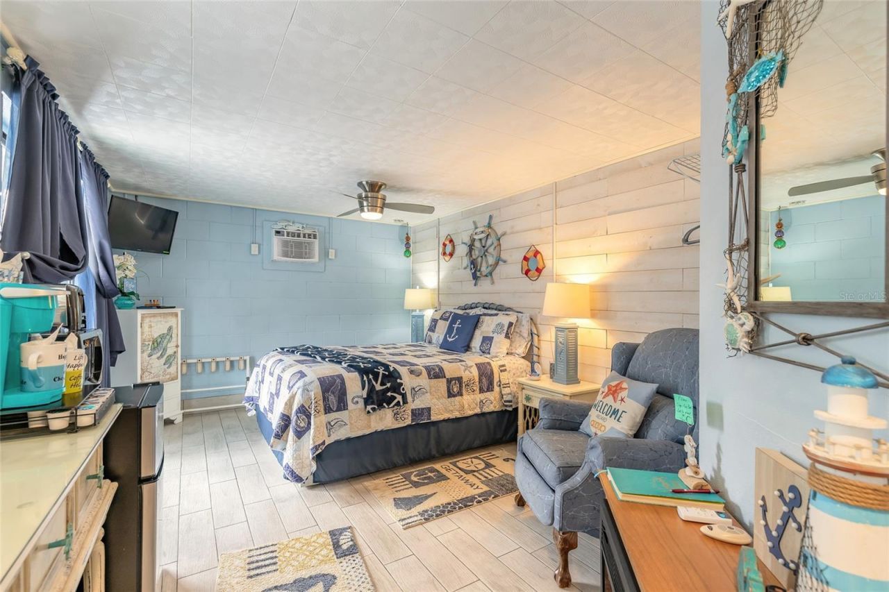 191 E Ariel Road, Oak Hill, FL 32759 Photo