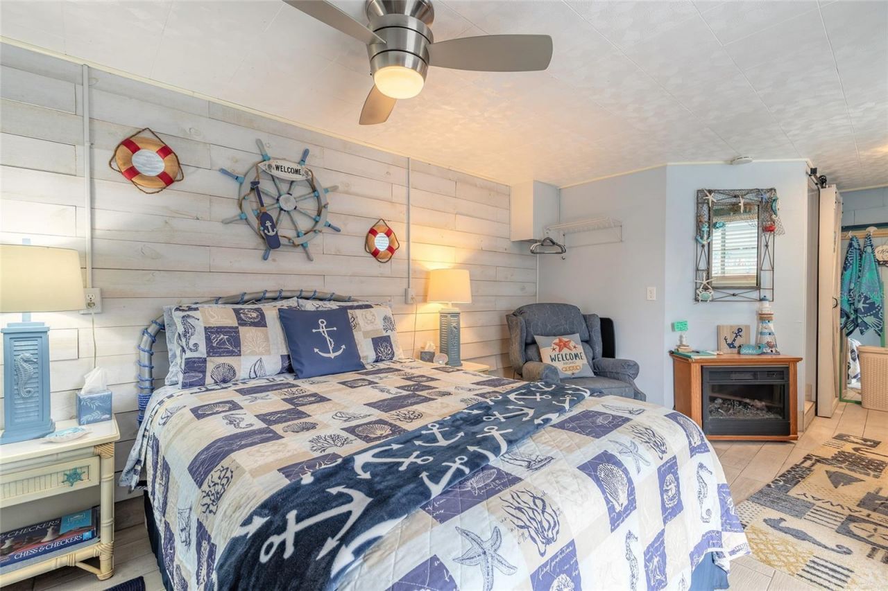 191 E Ariel Road, Oak Hill, FL 32759 Photo