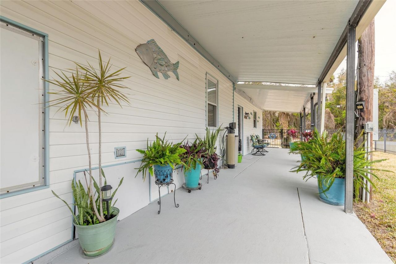 191 E Ariel Road, Oak Hill, FL 32759 Photo