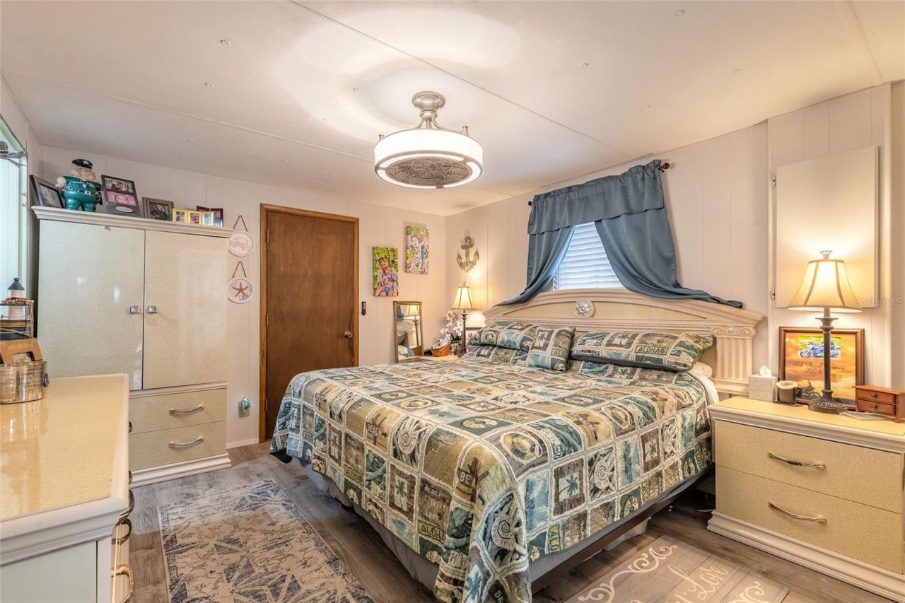 191 E Ariel Road, Oak Hill, FL 32759 Photo