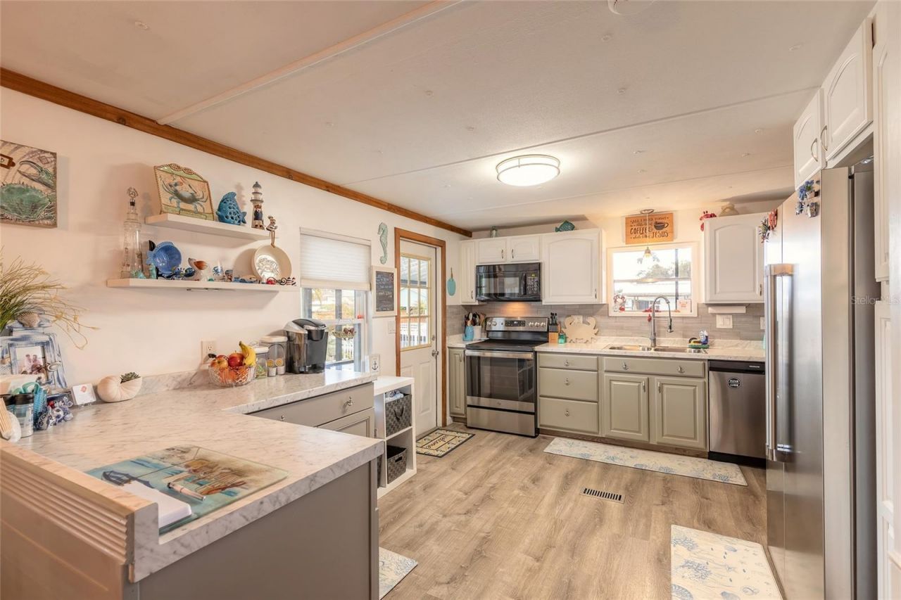 191 E Ariel Road, Oak Hill, FL 32759 Photo