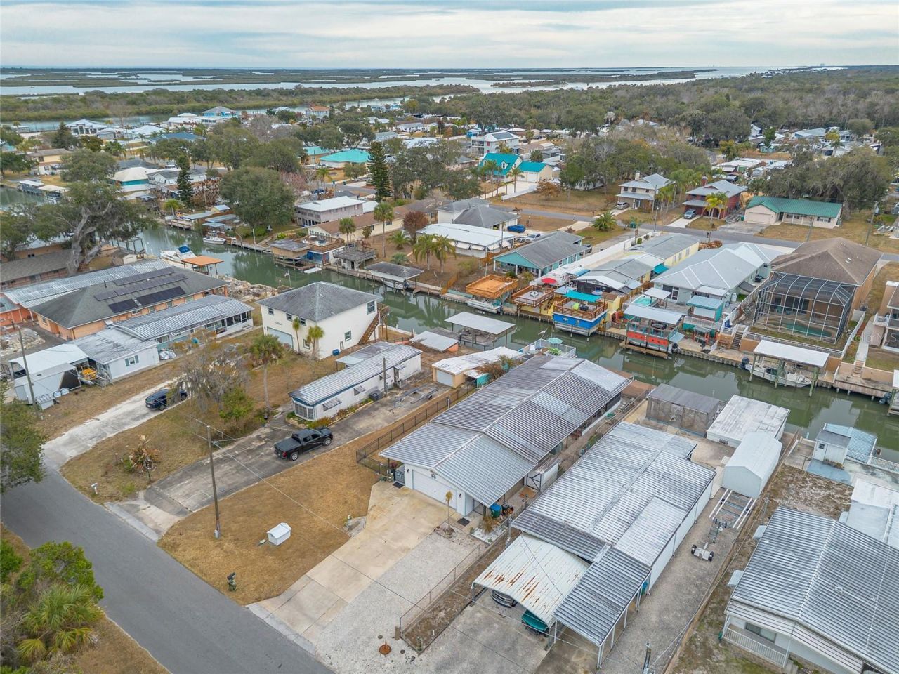 191 E Ariel Road, Oak Hill, FL 32759 Photo
