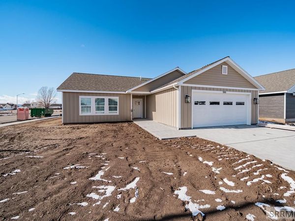 555 Bitterroot Street, RIGBY, ID 83442