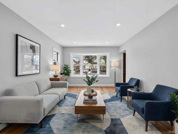 9911 205th Place , Hollis, NY 11423