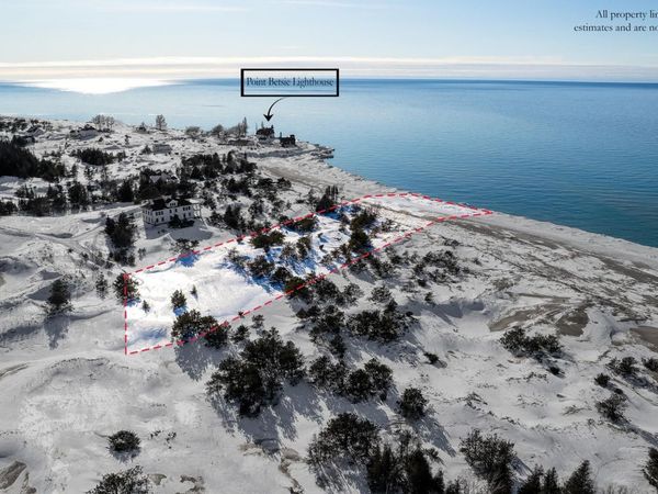 Point Betsie Road, Frankfort, MI 49635