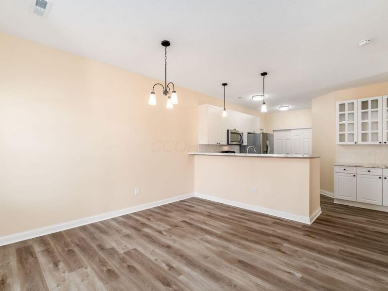 950 Villas Drive, Pataskala, OH 43062 Photo 13