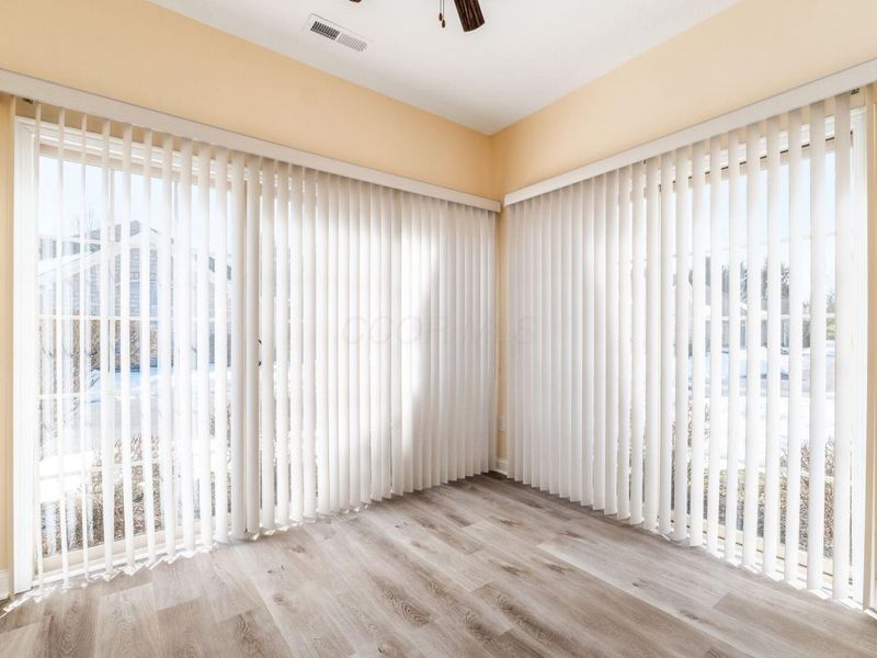 950 Villas Drive, Pataskala, OH 43062 Photo 20