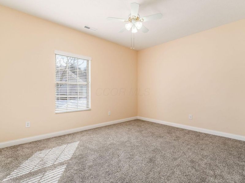 950 Villas Drive, Pataskala, OH 43062 Photo 26