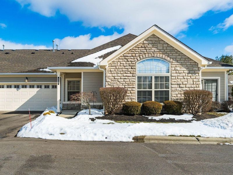 950 Villas Drive, Pataskala, OH 43062 Photo 3