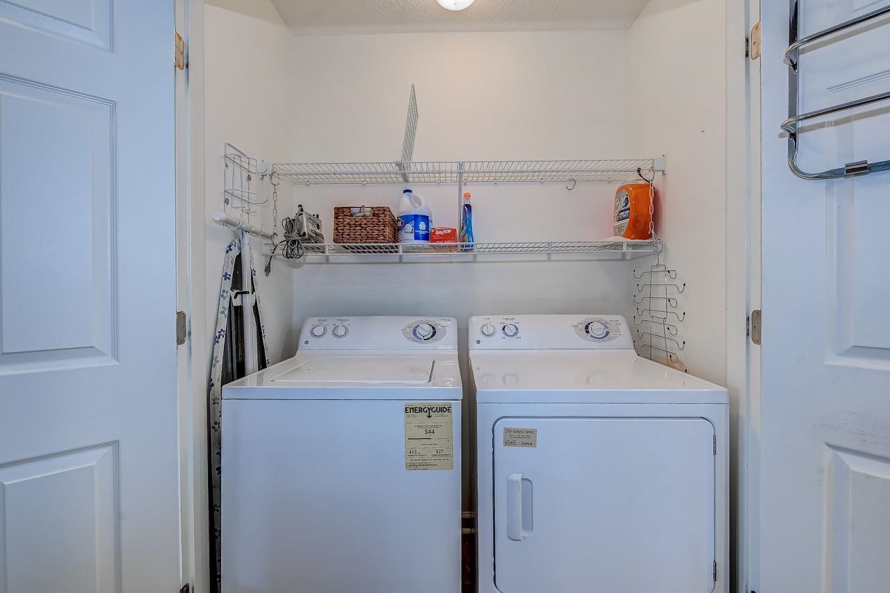 795 Wilshire Ln. Photo 10