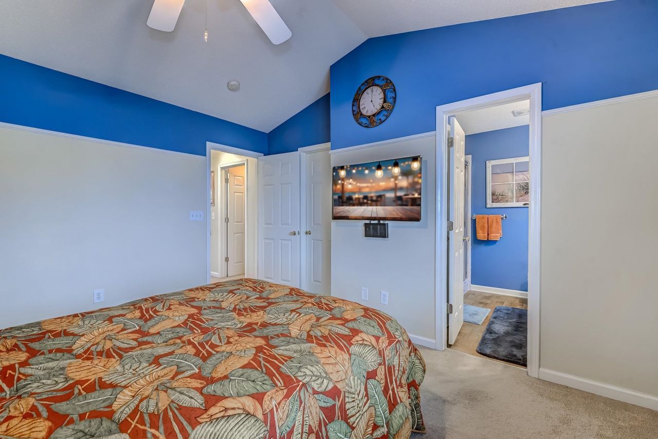 795 Wilshire Ln. Photo 32