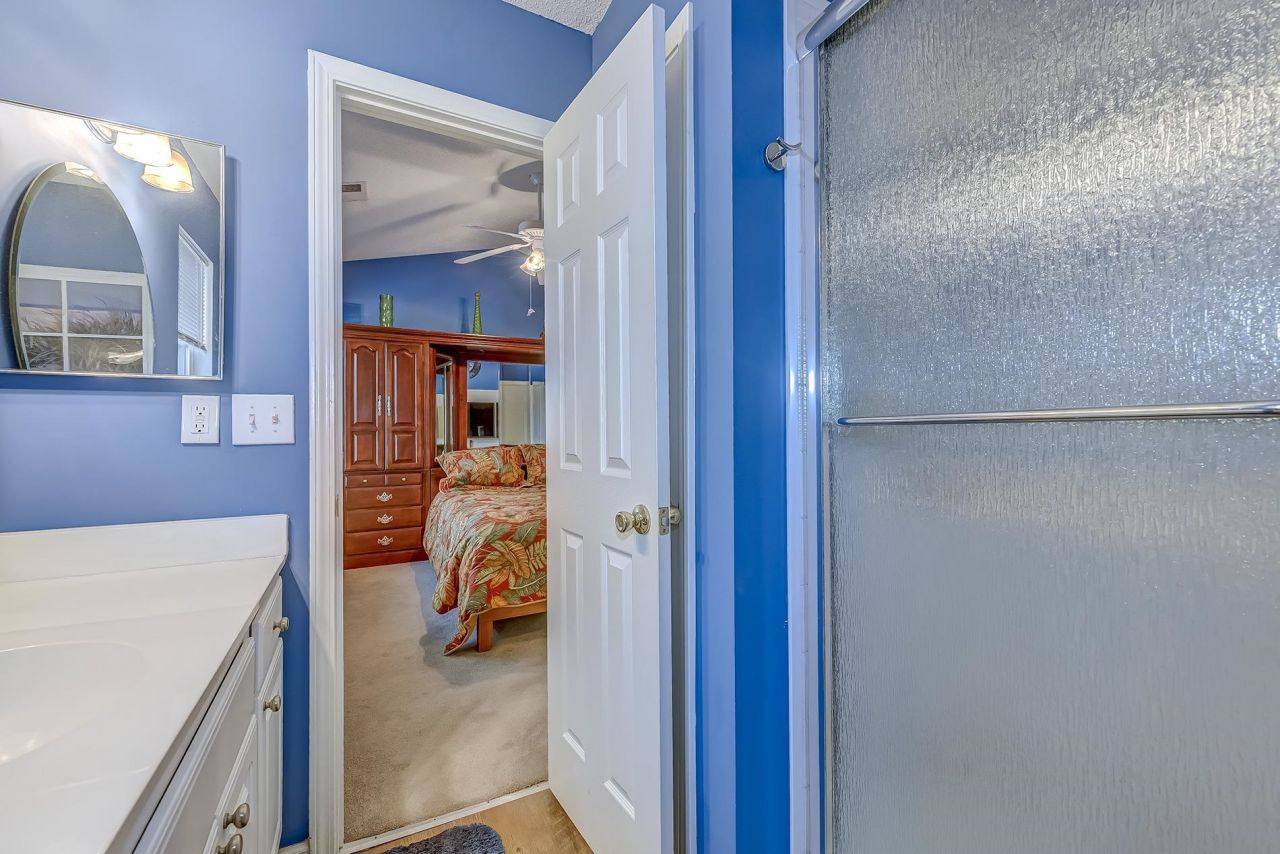 795 Wilshire Ln. Photo 36