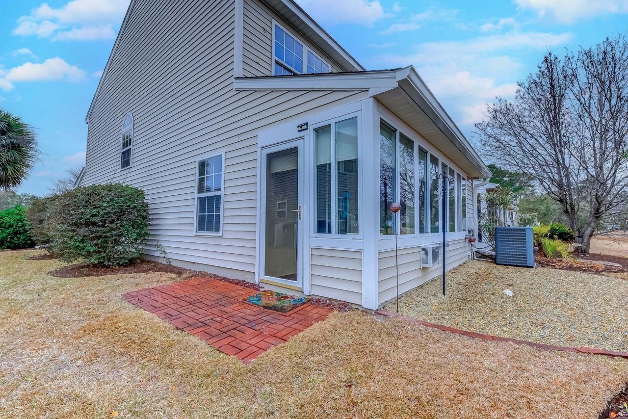 795 Wilshire Ln. Photo 38