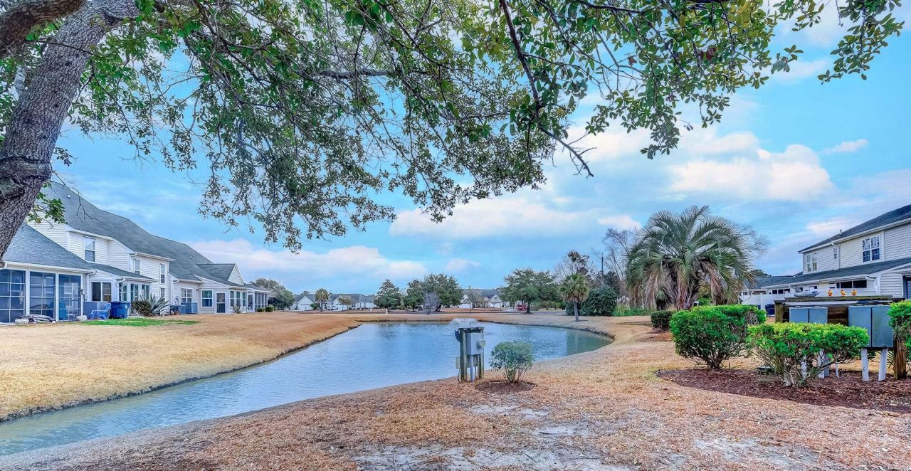 795 Wilshire Ln. Photo 40