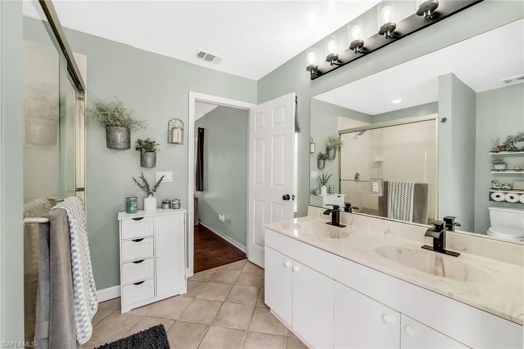 4105 2nd Ave Ne, Naples, FL 34120 Photo